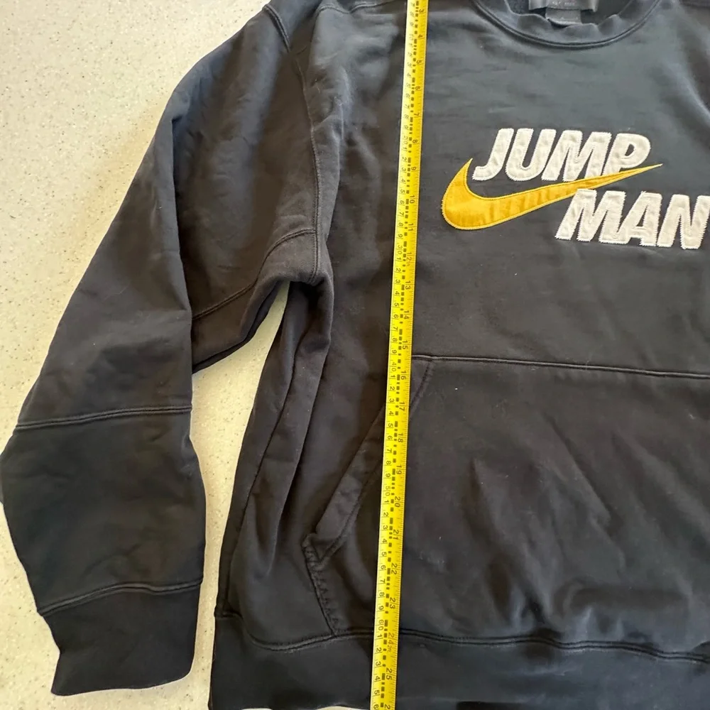 Nike Jordan Jump Man Black Sweatshirt. Men’s Large.